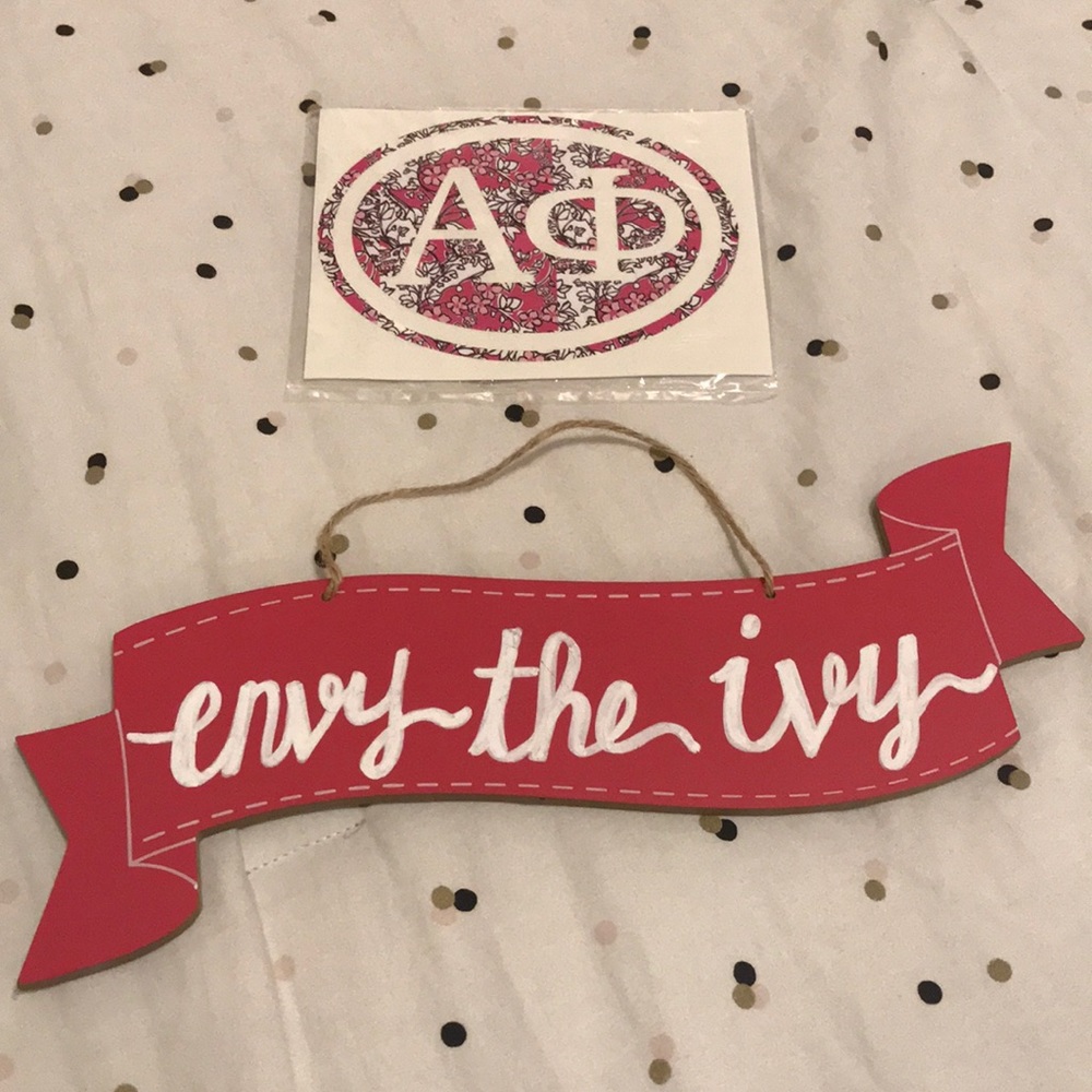 Alpha Phi Accessories